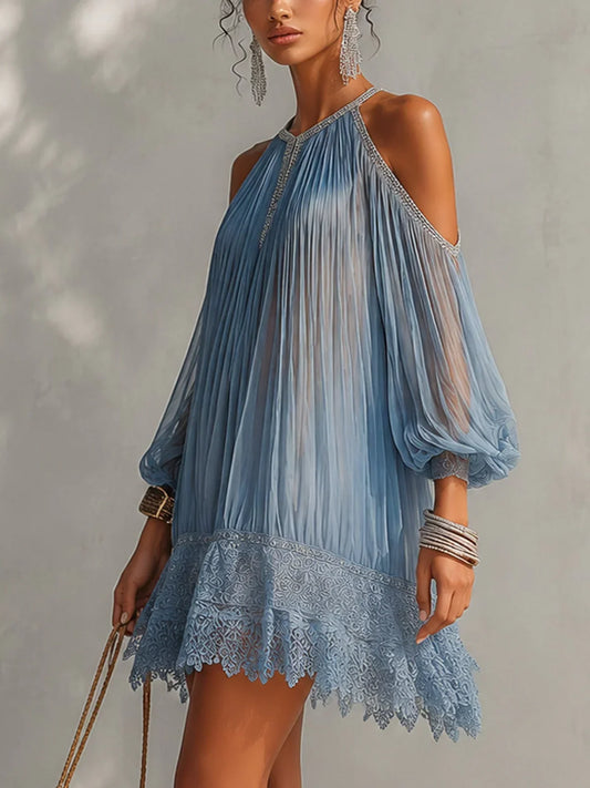 Isolda Sigrid Bla Miniklanning Med Off Shoulder Rynkad Midja Och Spetskant – Sienna Noosa