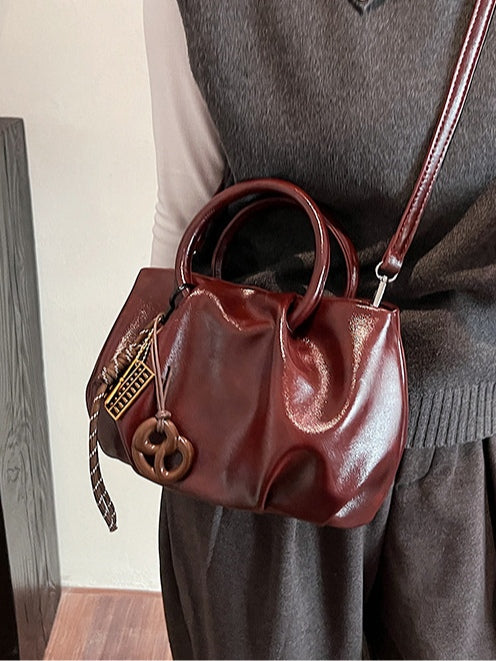 Lightweight crossbody handbag pleated cloud bag – Sienna Noosa