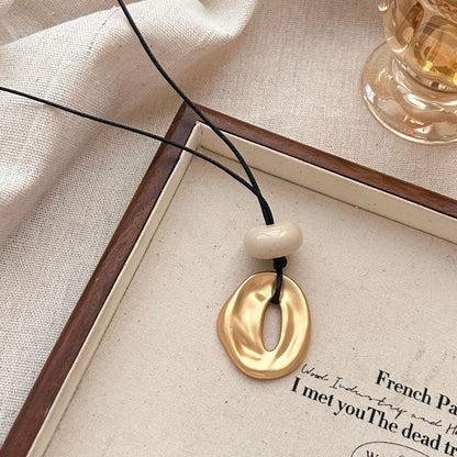 Irregular matte openwork oval pendant long necklace – Sienna Noosa