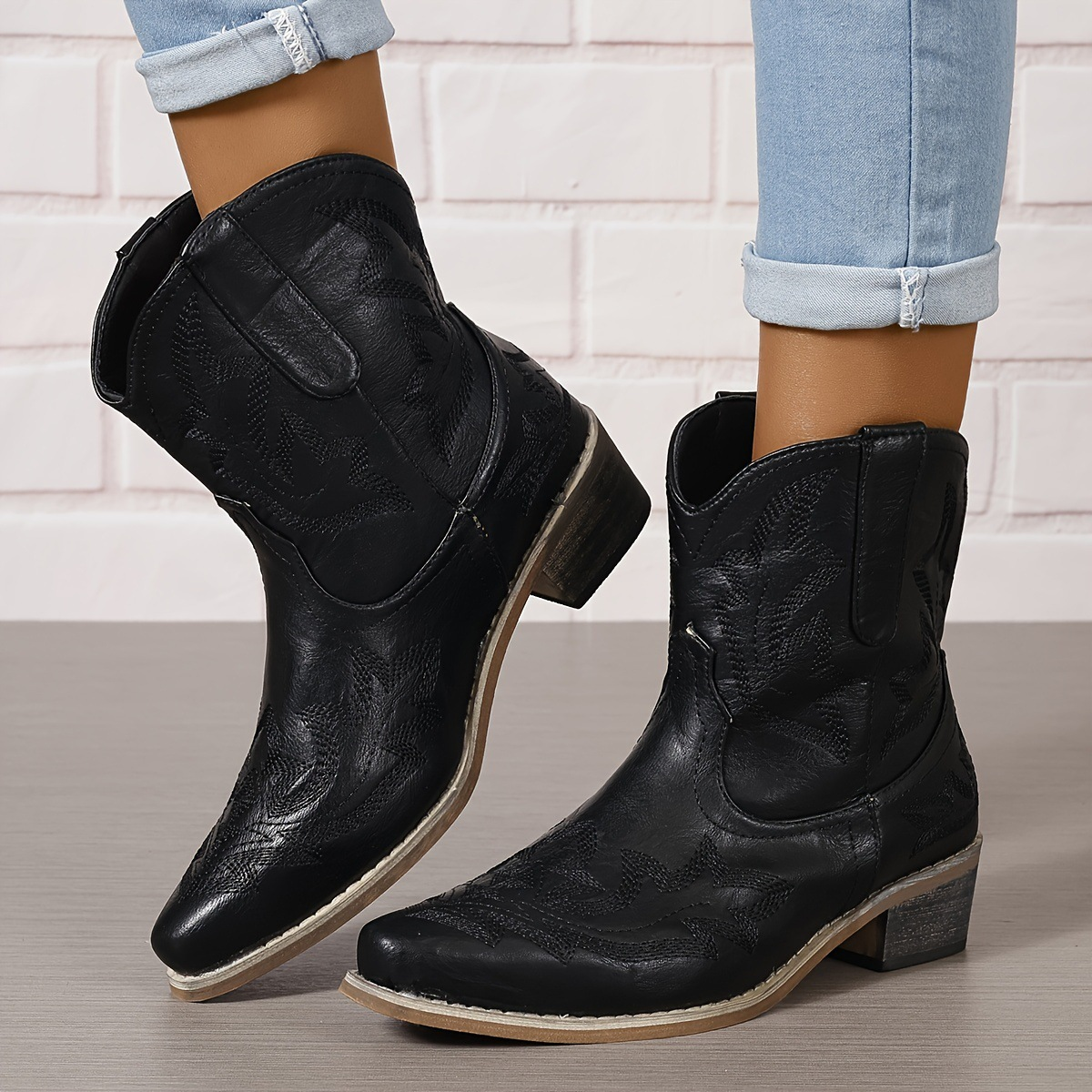Vintage Embroidered Block Heel Short Western Boots – Sienna Noosa