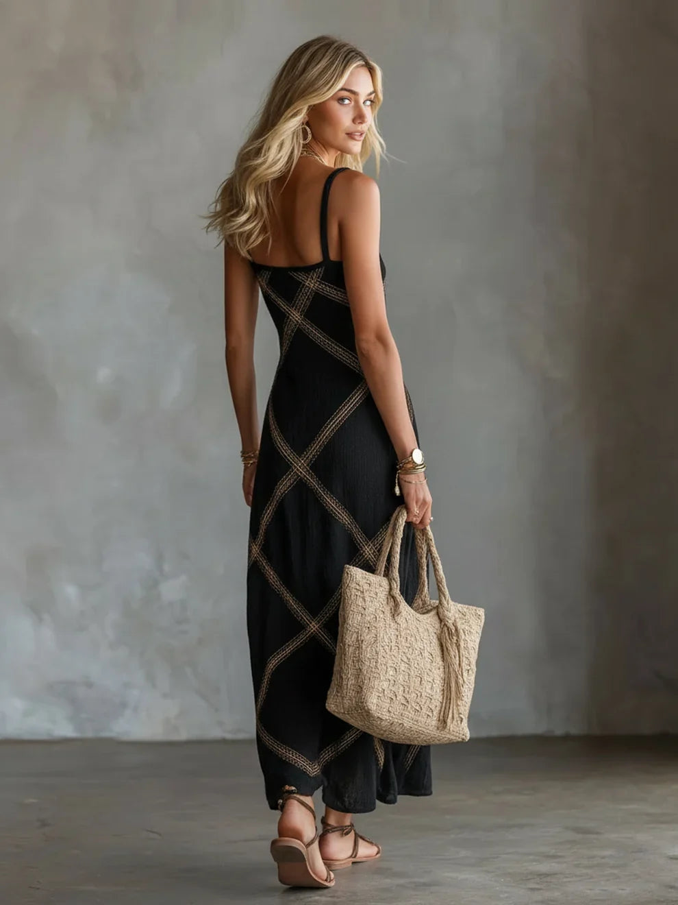 Melisa Maxi Dress Geometric With Neckline Cuadrado – Sienna Noosa