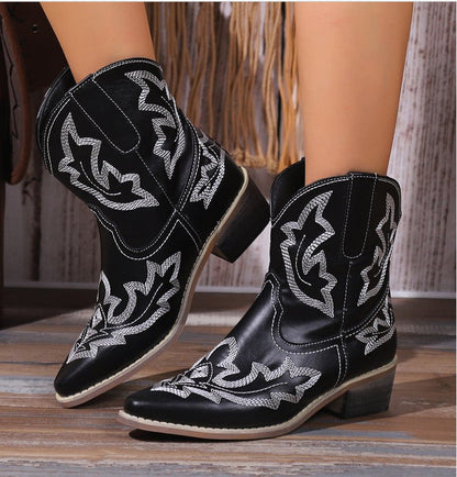 Vintage Embroidered Block Heel Short Western Boots – Sienna Noosa