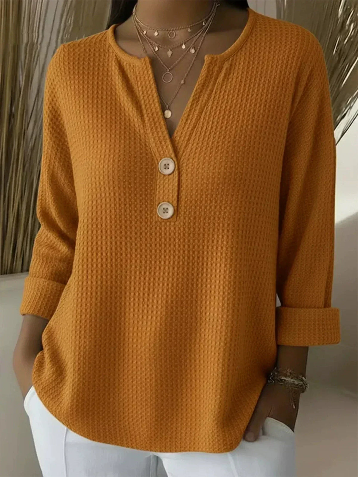Lucia Camiseta Henley Gofrada With Buttons – Sienna Noosa