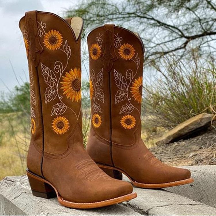 Cowboy Sunflower Embroidered Martin Boots – Sienna Noosa