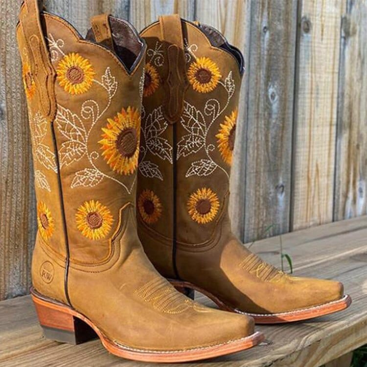 Cowboy Sunflower Embroidered Martin Boots – Sienna Noosa