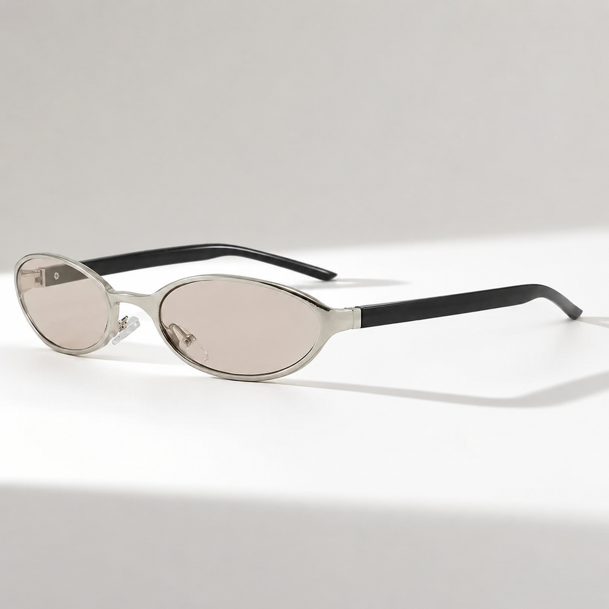 Odette Gafas Ovaladas de Estilo Retro – Sienna Noosa