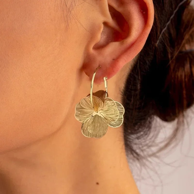 Pendientes Aveline Flor – Sienna Noosa