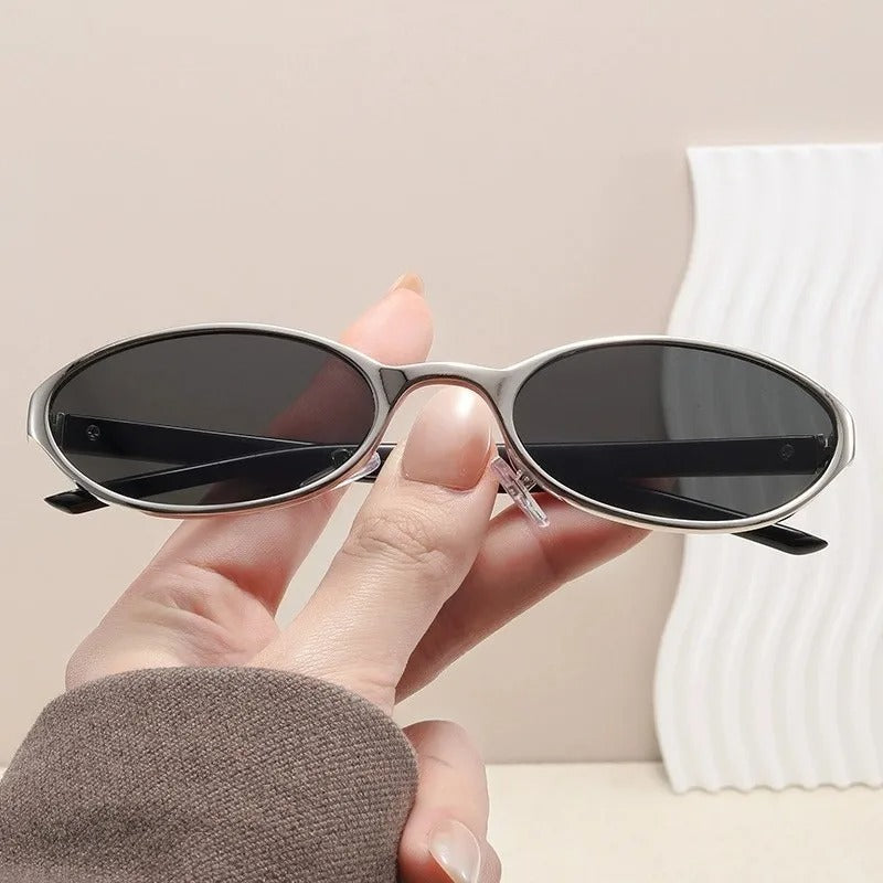 Odette Gafas Ovaladas de Estilo Retro – Sienna Noosa