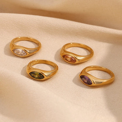 Violeta Anillo Gold Acero Inoxidable With Flores Silvestres Grabadas – Sienna Noosa