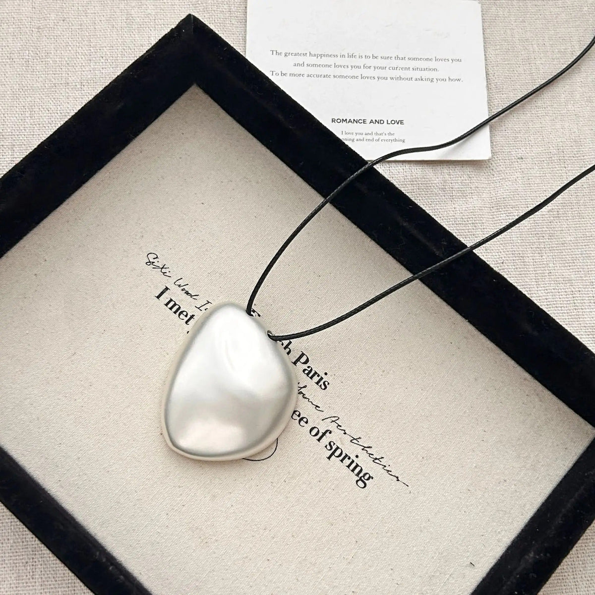 Vera Collar Colgante Abstracto – Sienna Noosa