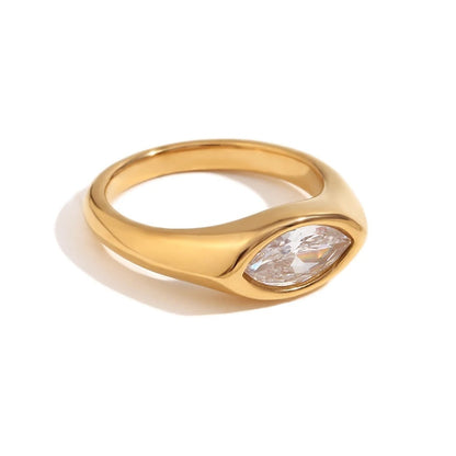 Violeta Anillo Gold Acero Inoxidable With Flores Silvestres Grabadas – Sienna Noosa